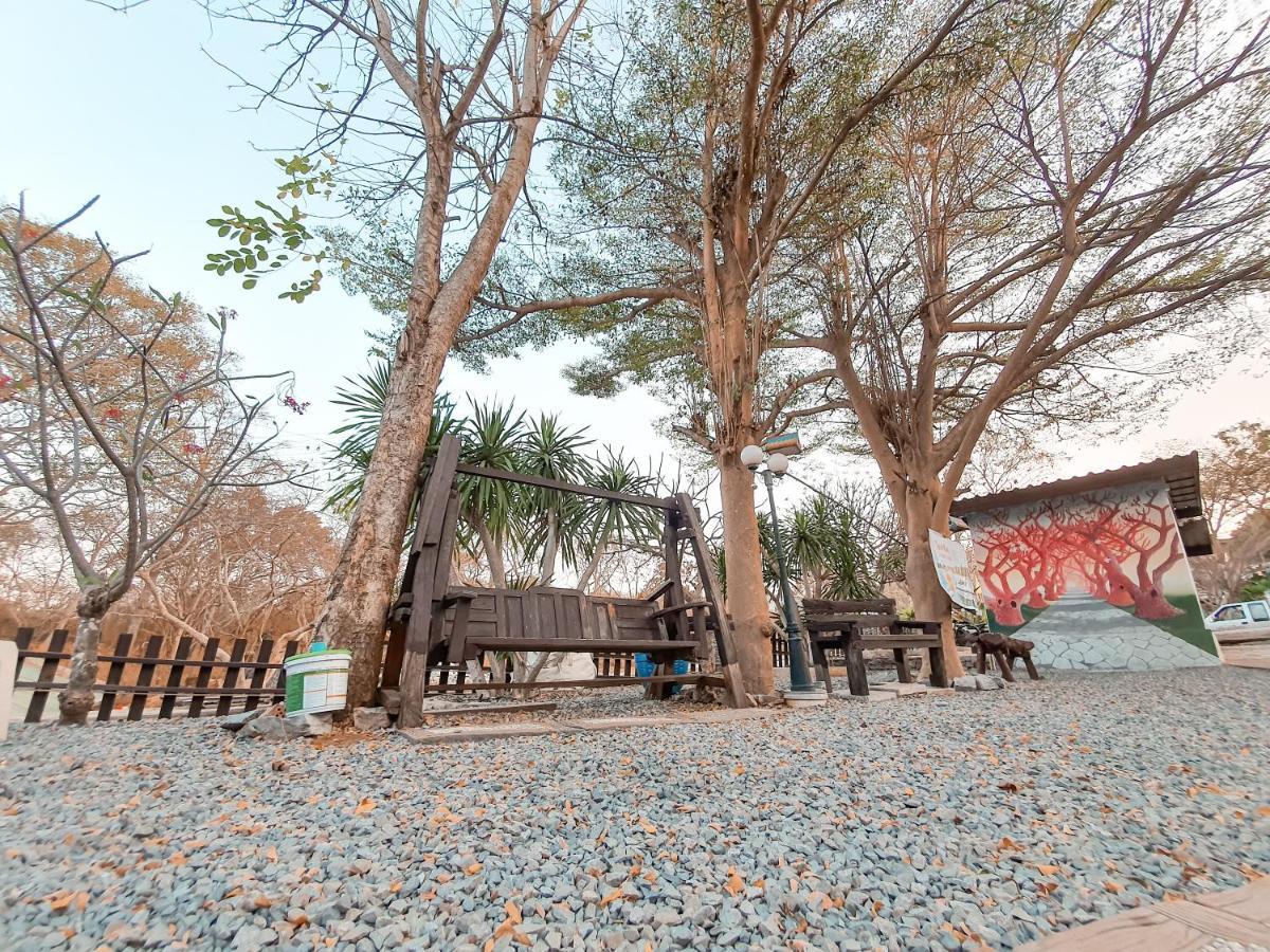 Benjaporn Bungalow Ko Sichang Zimmer foto