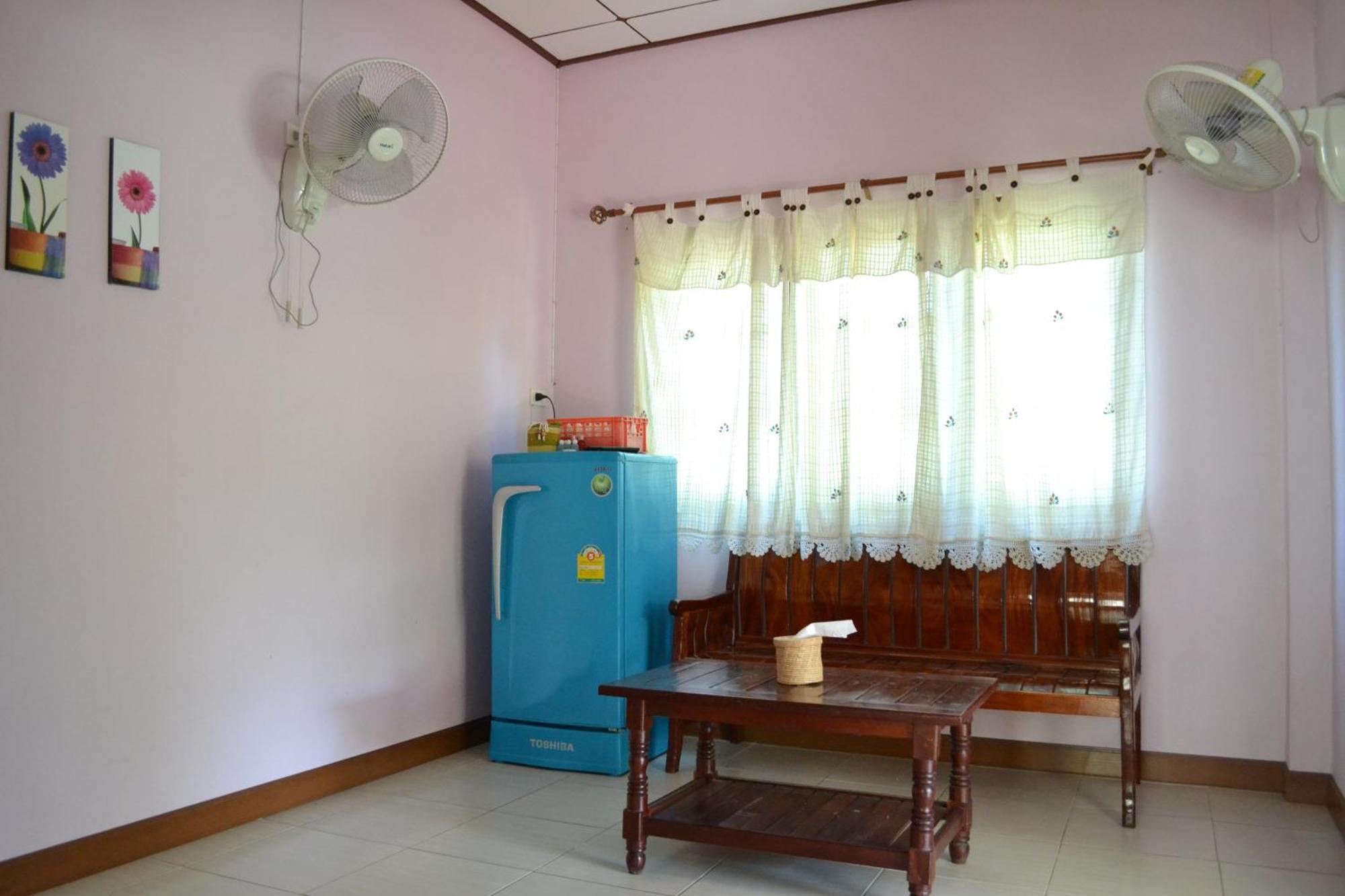 Benjaporn Bungalow Ko Sichang Zimmer foto