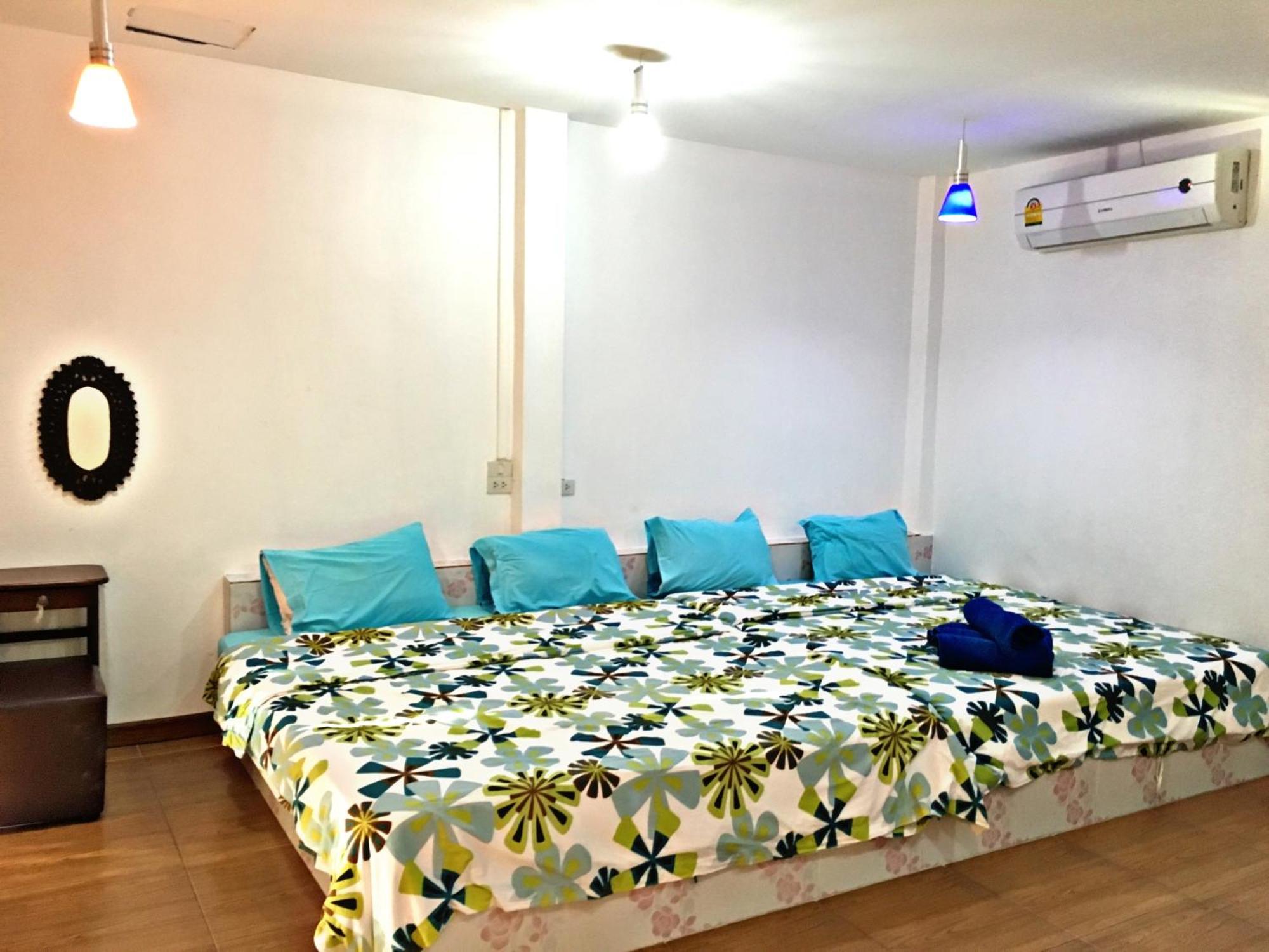 Benjaporn Bungalow Ko Sichang Zimmer foto