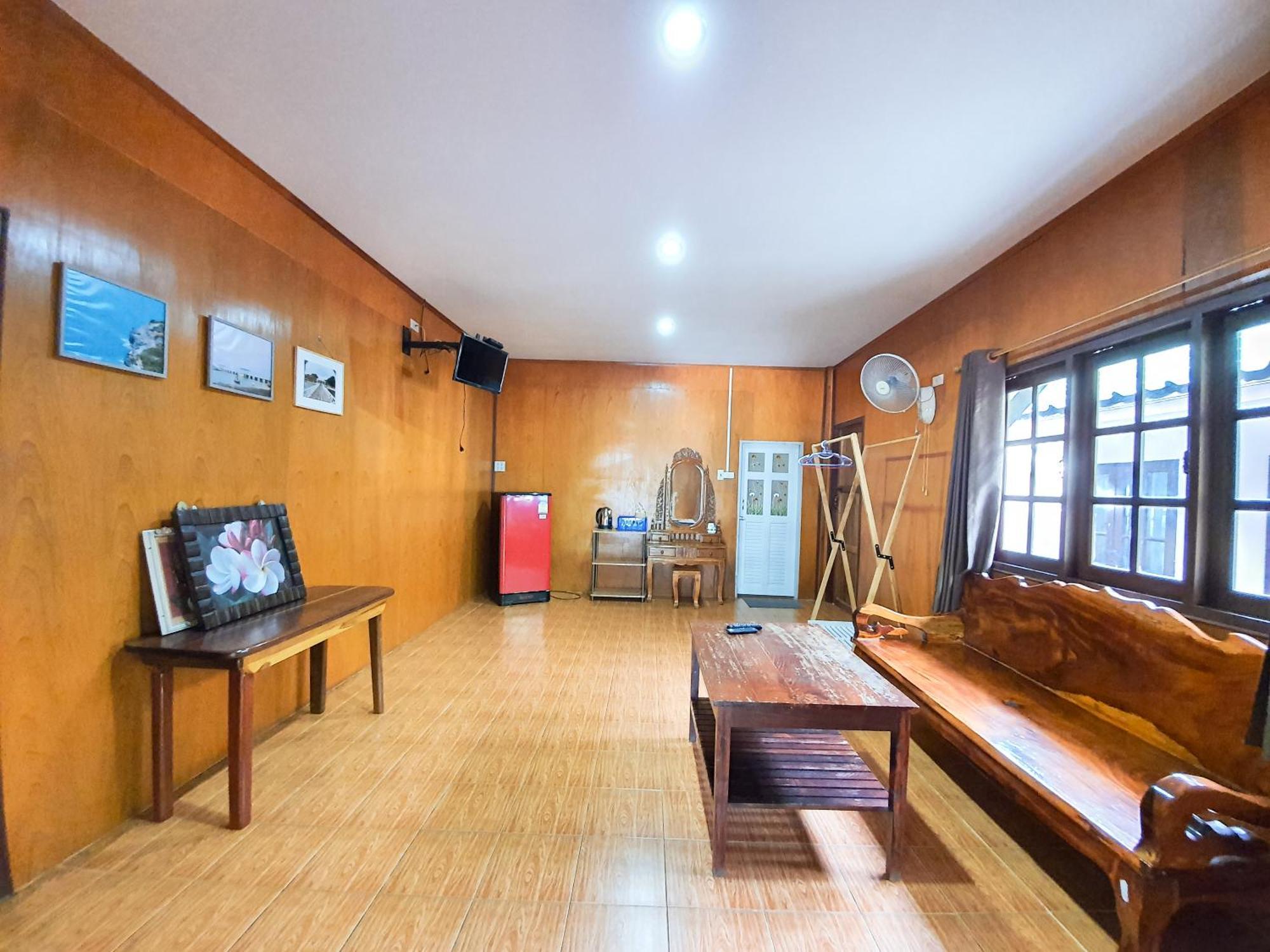 Benjaporn Bungalow Ko Sichang Zimmer foto