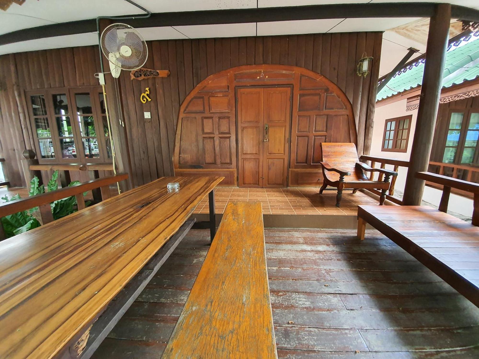 Benjaporn Bungalow Ko Sichang Zimmer foto