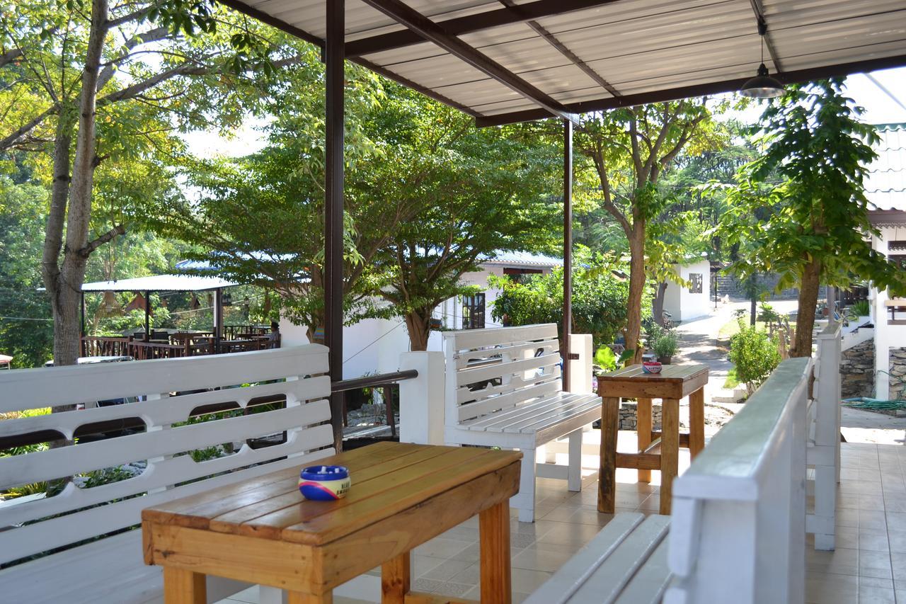 Benjaporn Bungalow Ko Sichang Exterior foto