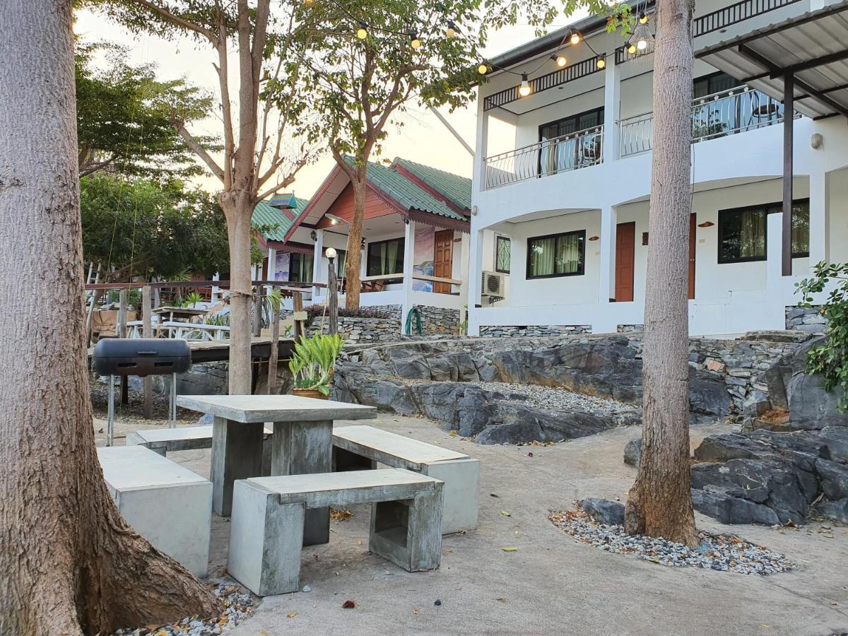 Benjaporn Bungalow Ko Sichang Exterior foto